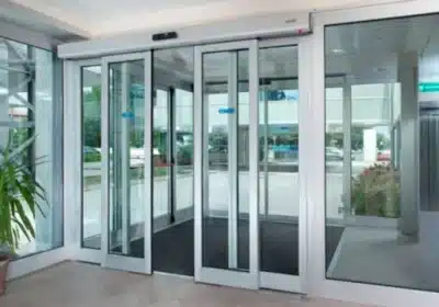 3 types de portes coulissantes automatiques